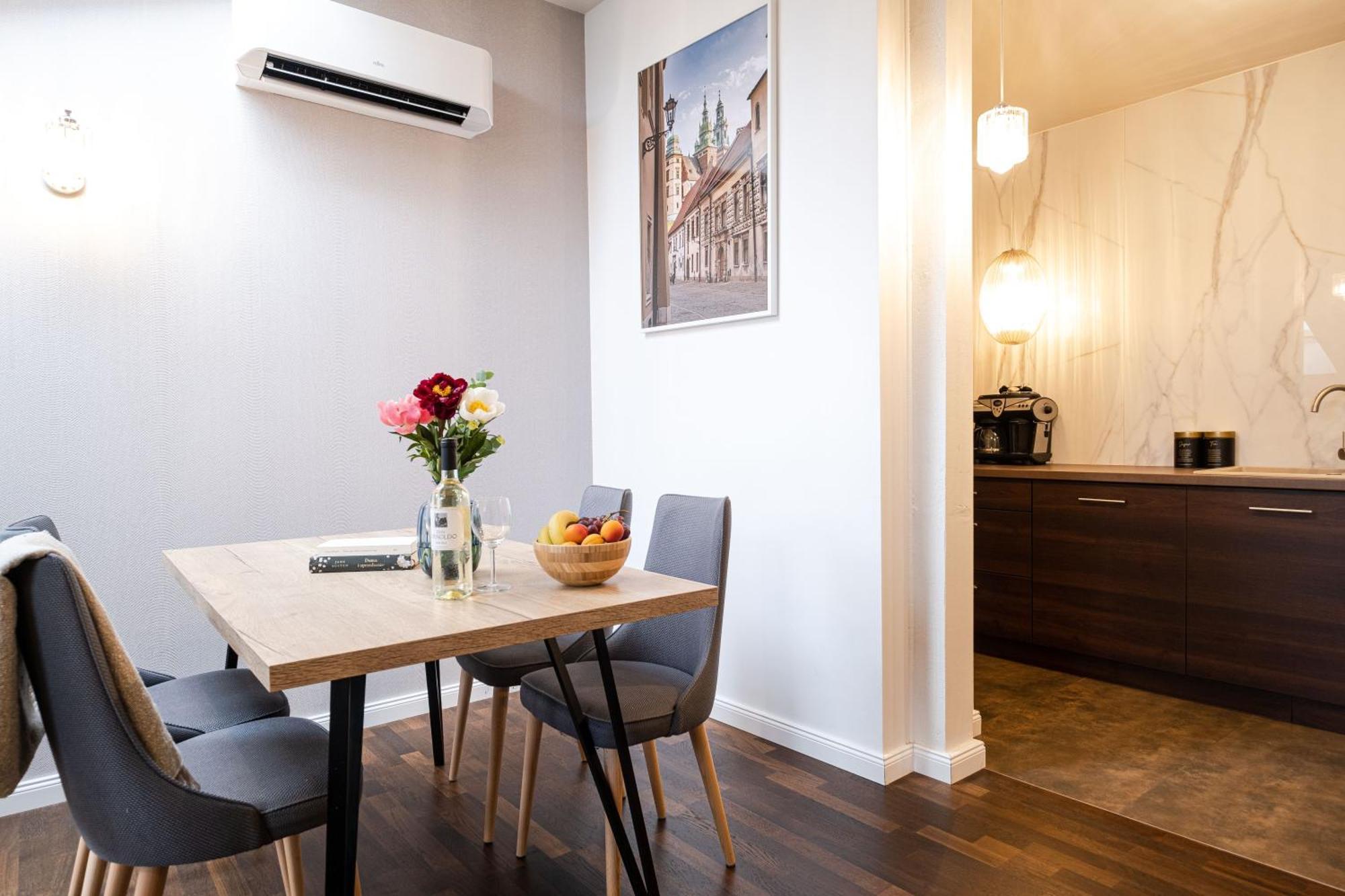 Old Town Vistula Premium Apartments Kraków Værelse billede